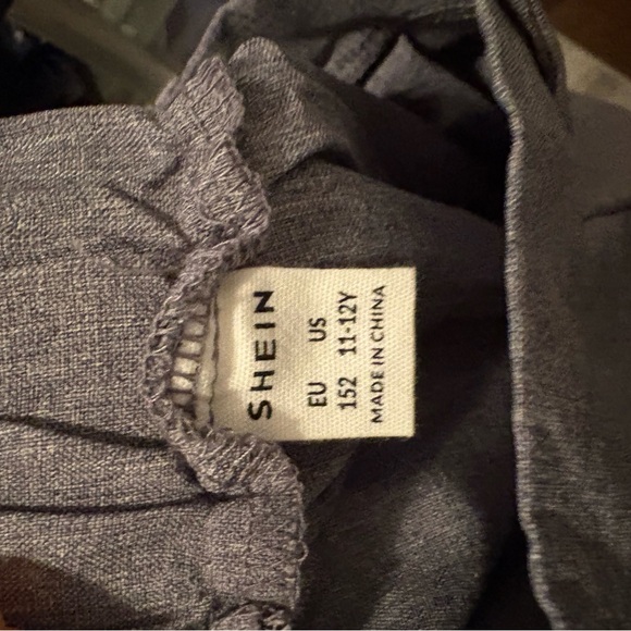 SHEIN Boys 2piece Bow tie pants set - Picture 7 of 8